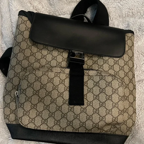 GUCCI backpack - Picture 3 of 9